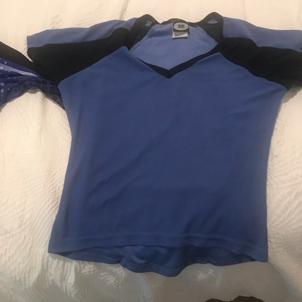 2 cycling shirts size small